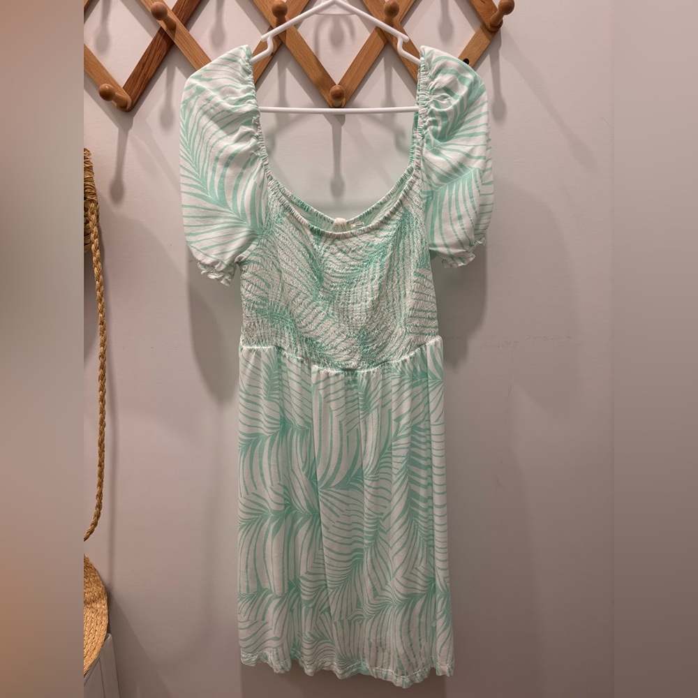 Roxy women’s hello petal smocked mini sundress/beach coverup